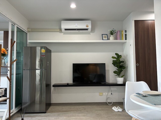 Regent Sukhumvit 97 quiet clean private 3rd floor BTS Bang Chak