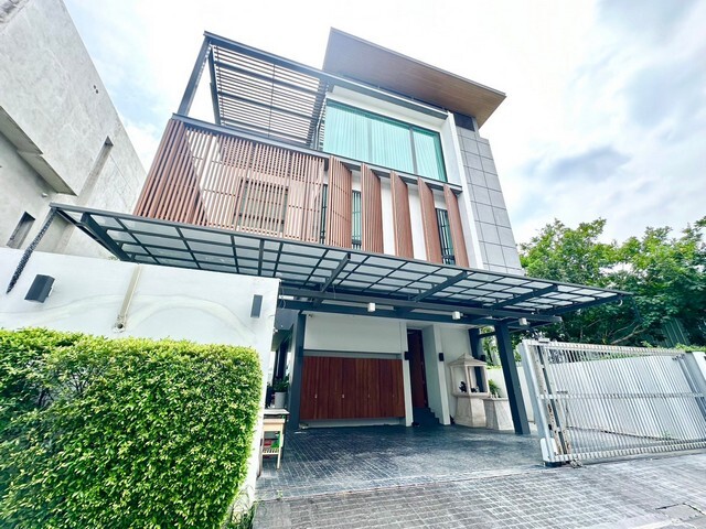 ขาย/เช่า บ้านหรู 3 ชั้น 450 ตร.ม. The Ava Residence Sukhumvit 77 ZT515