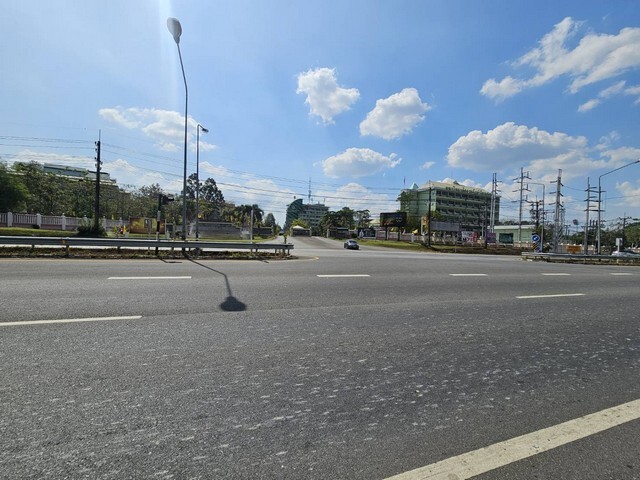 ขายที่เปล่าติดถนนสุขุมวิท..ที่ดินจันทบุรี ติดสถานีวิทยุแห่งประเทศไทย