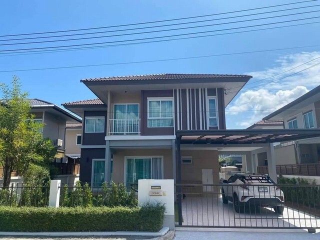 For Rent : Kohkaew, 2-story detached house, 4 Bedrooms 3 Bathrooms