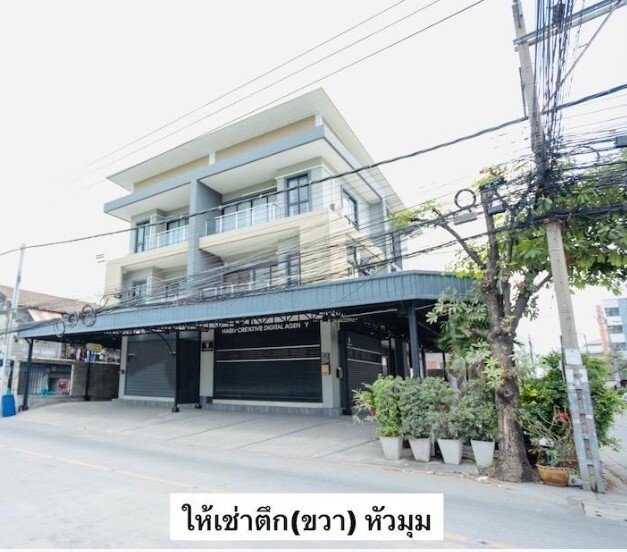 ให้เช่าอาคาร 3 ชั้น ซอยรามอินทรา19 แยก 18 บางเขน พื้นที่ 250 ตร.ม