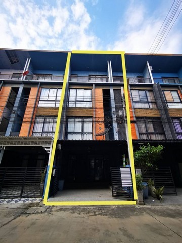 ขาย ทาวน์โฮม บ้านสไตล์ Modern Cultural Loft 3 ชั้นครึ่ง เฮาส์ 35 แจ้งวัฒนะ 162 ตรม 22.2 ตรว มีพื้นที่ใช้สอยมาก