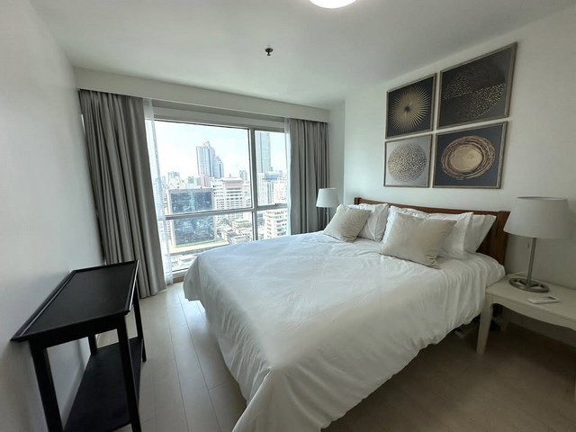 สีลมสวีท Silom Suite 113.74 Sq.m 3 bedroom 2 bathroom BTSเซ็นหลุยส์