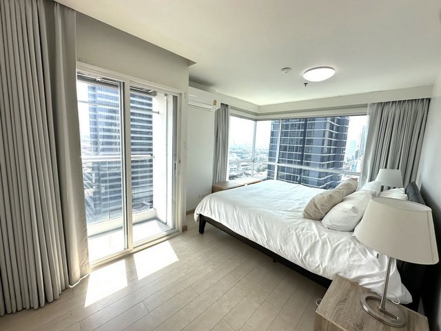 Silom Suite สีลมสวีท 113.74 Sq.m 3 bedroom 2 bathroom BTSเซ็นหลุยส์