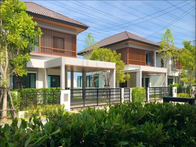 ขายบ้านเดี่ยว 2 ชั้น 50 ตรว. โครงการ Areeya Como Primo บางนา สไตล์ Luxury Villa พร้อม Glass House ส่วนตัว ทำเลบางนา-ตราด กม.10