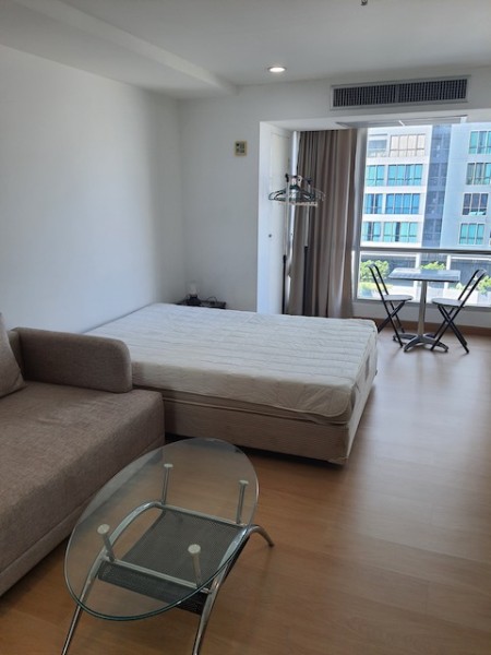 The Trendy Sukhumvit 13 Clean convenient safe 11th floor BTS Nana