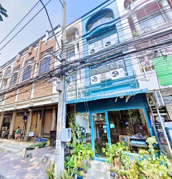 Cafe Studio Airbnb เดอะมอลล์ งามวงศ์วาน 37-45ให้เช่าอาคาร 4.5 ชั้น ติดถนนเมน 340 ตร.ม. 20 ตร.วา.10 แอร์ ม.ธุรกิจบัณฑิตย์. 8 นอน