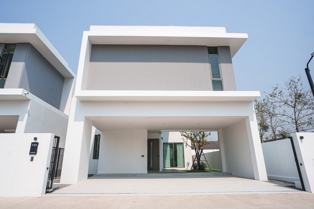 บ้านเดี่ยวสไตล์ Modern Minimal พร้อม Private Courtyardbg เมืองเชียงใหม่