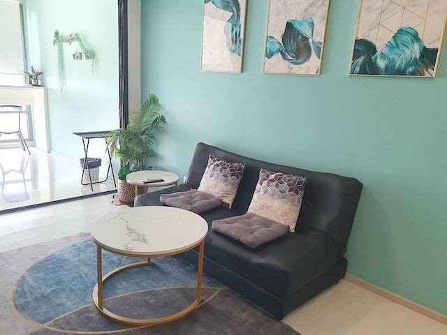 Rhythm Sukhumvit 42 Safe convenient quiet 10th floor BTS Ekkamai